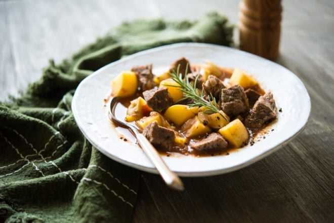 Rustic Beef & Potato Slow Cooker Soup