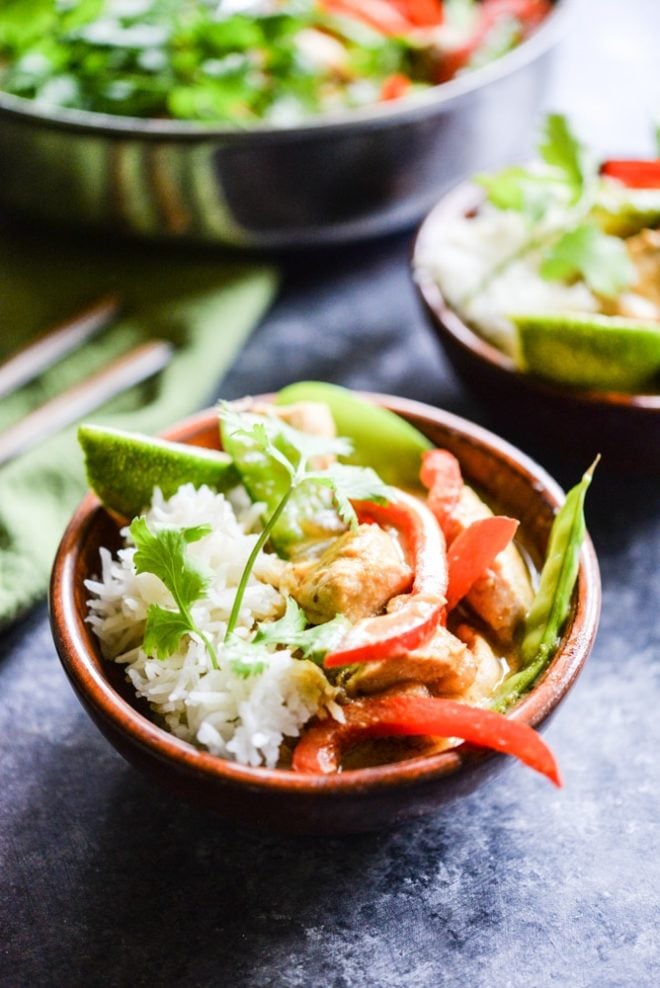 This Thai green curry comes together in just 3 easy steps with chicken, coconut milk, curry paste, and a healthy dose of vegetables for an easy Paleo weeknight meal! | Fed & Fit