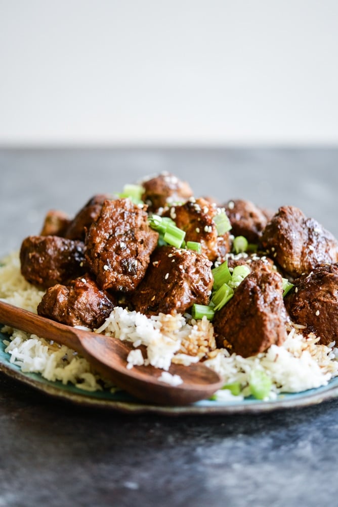 These Turkey Teriyaki Meatballs are gluten free and Paleo, come together quickly