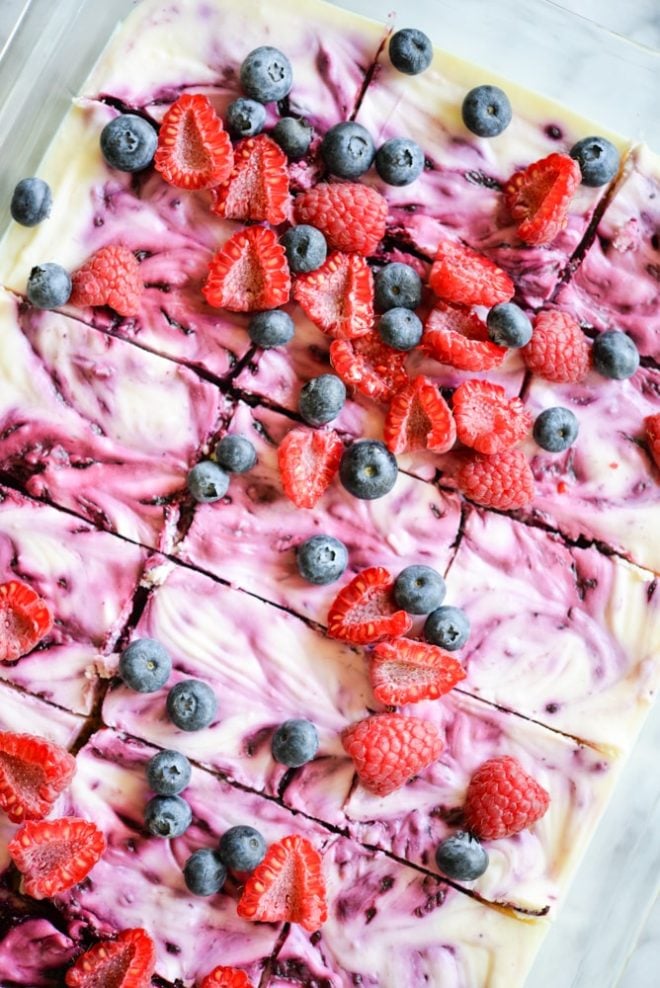 No-Bake Berry Cheesecake Bars