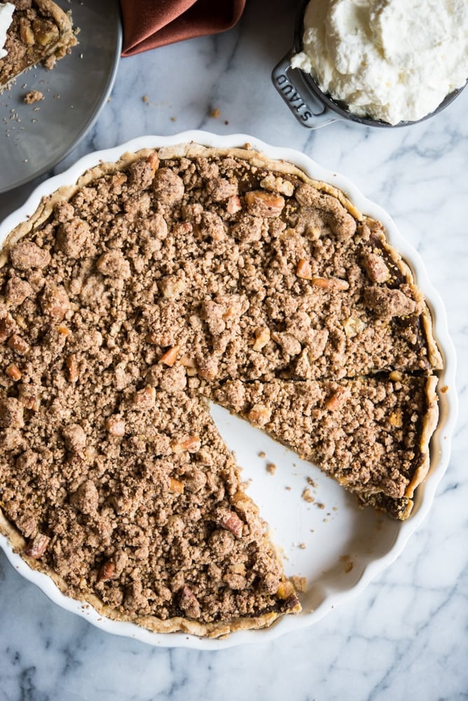 overhead view of an entire Egg-Free Pumpkin Pie with cinnamon crumble topping