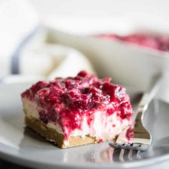 No-Bake Cranberry Cheesecake Bars