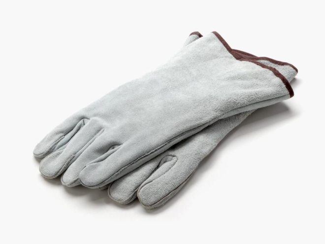 open fire gloves - sustainable gift guide