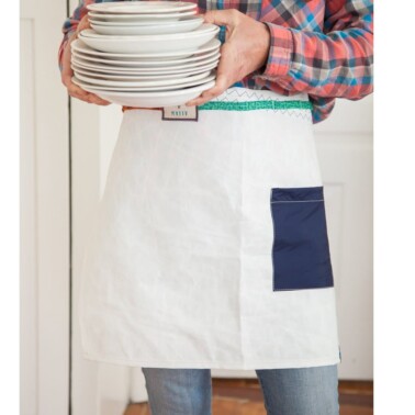 wrap around apron - sustainable gift guide