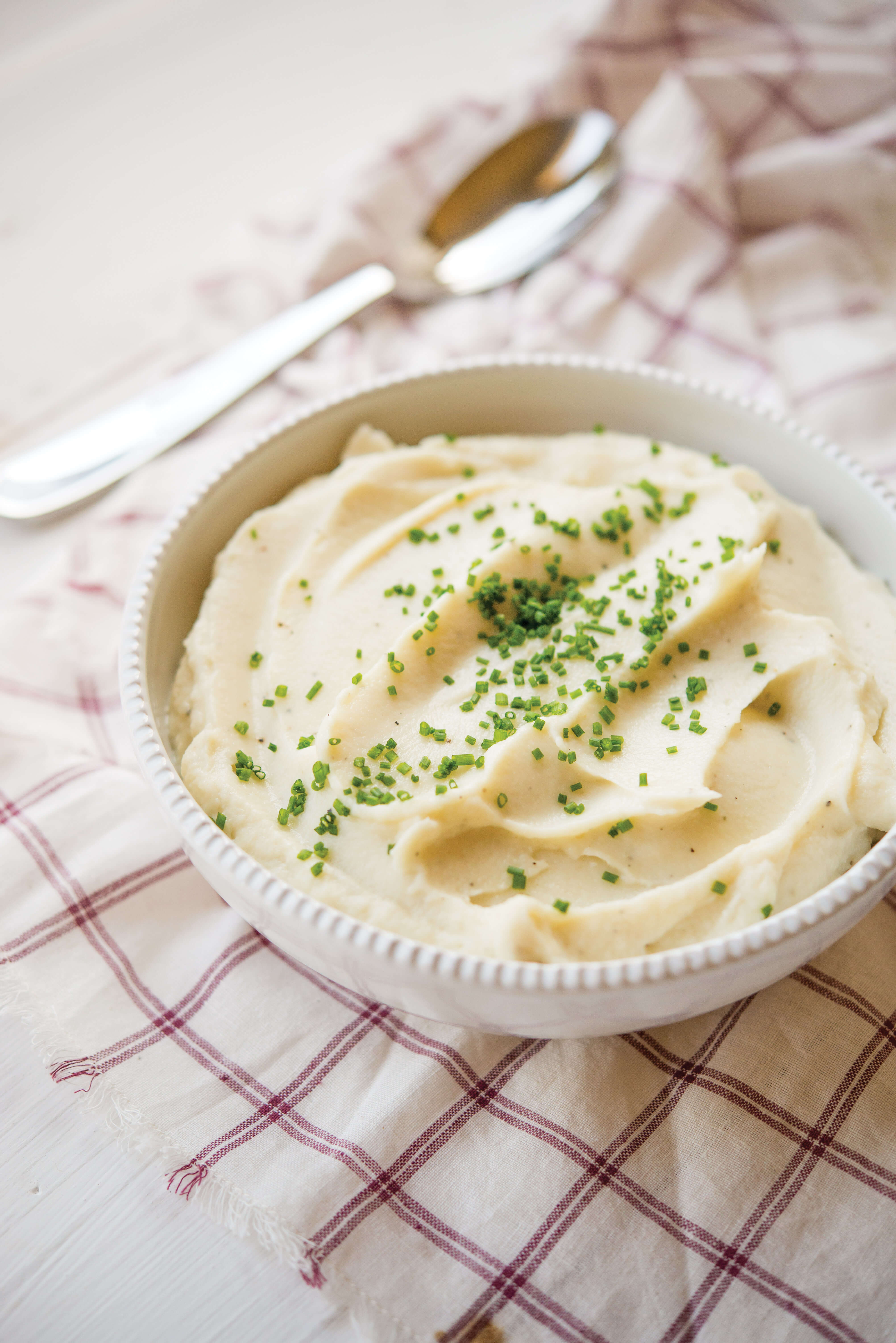 Cottage Pie With Roasted Garlic Cauliflower Mash Fed Fit