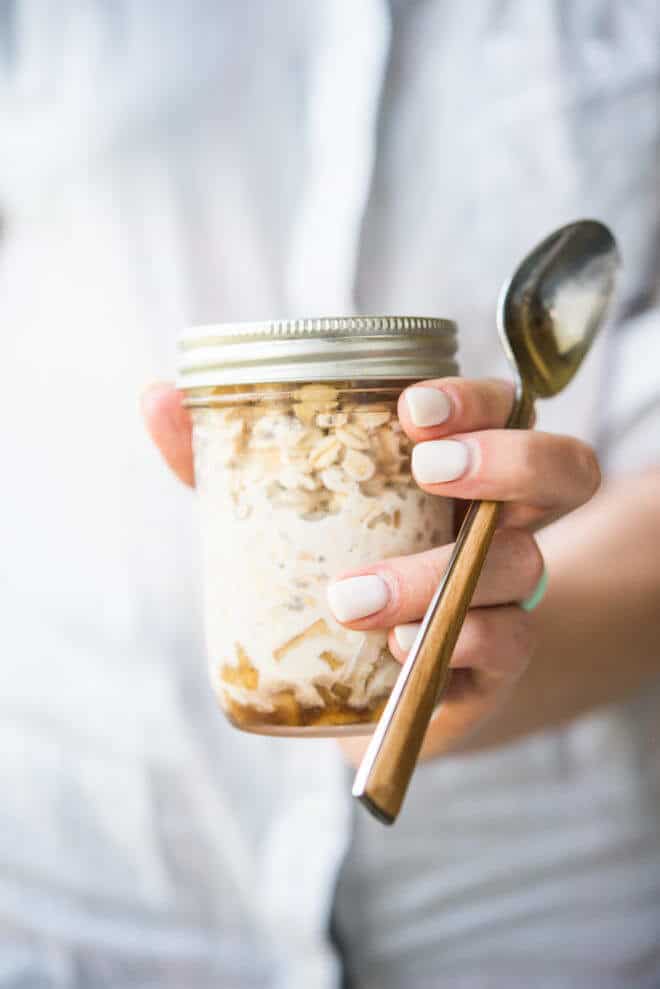 Overnight Oatmeal In A Jar Recipe (A No Cook Breakfast) - Living Sweet  Moments