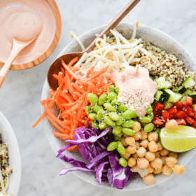 Tha-Inspired Buddha Bowls with Red Curry Sauce
