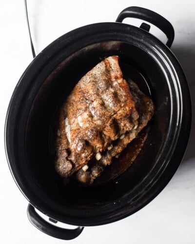 cooked slow cooker baby back ribs in the slow cooker
